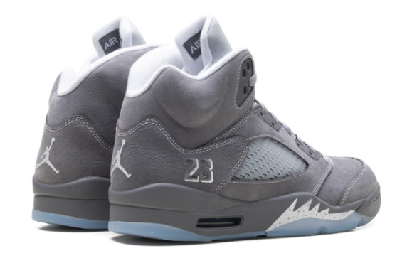 Air Jordan 5 Wolf Grey (2026) | Quiet Command
